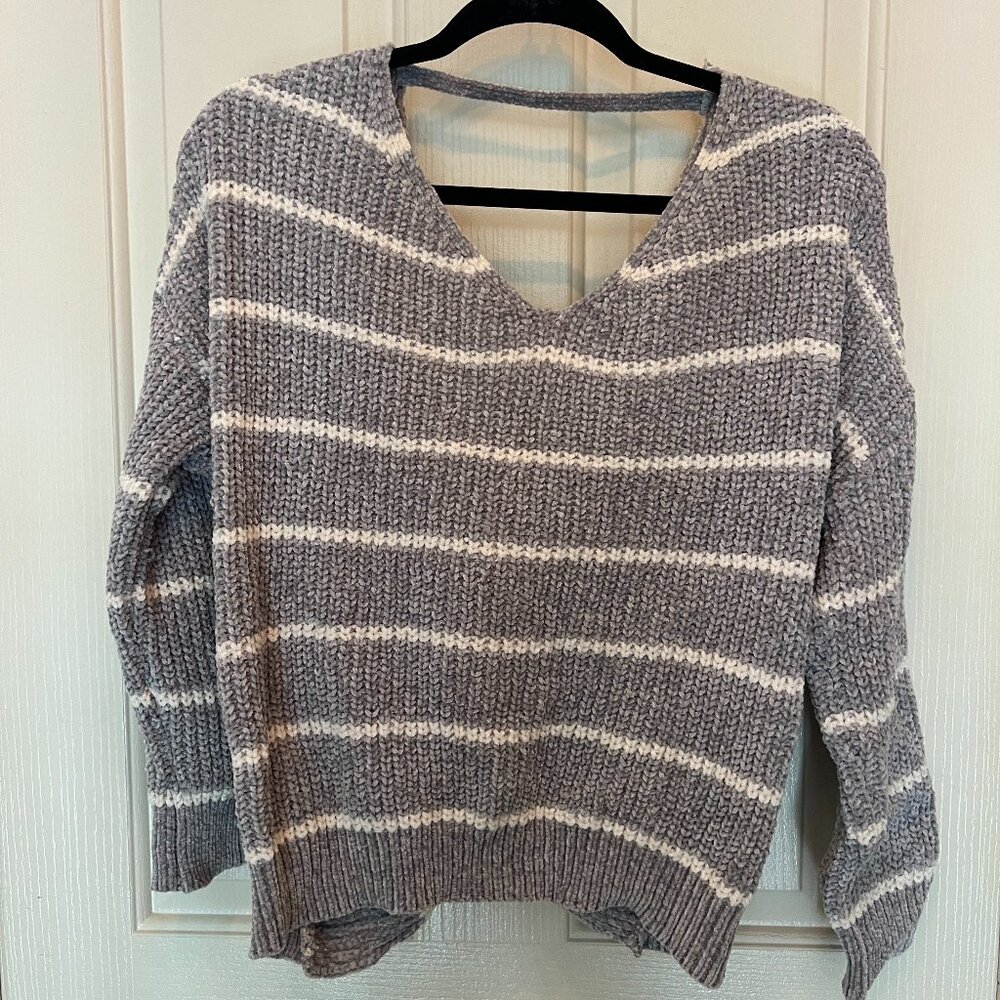 Gray & White Open Back Sweater